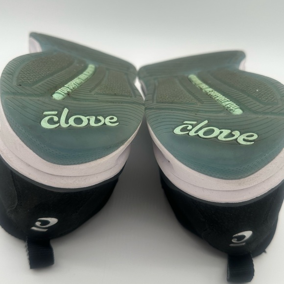 Women’s Clove nursing shoes sz 11 black/white w/ blue soles - Picture 7 of 7